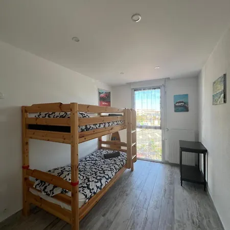 La Marina De Lairan 2 Terrasse Vue Port De Plaisance