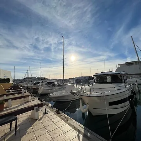 Appartement La Marina De Lairan 2 Terrasse Vue Port De Plaisance Le Grau-du-Roi