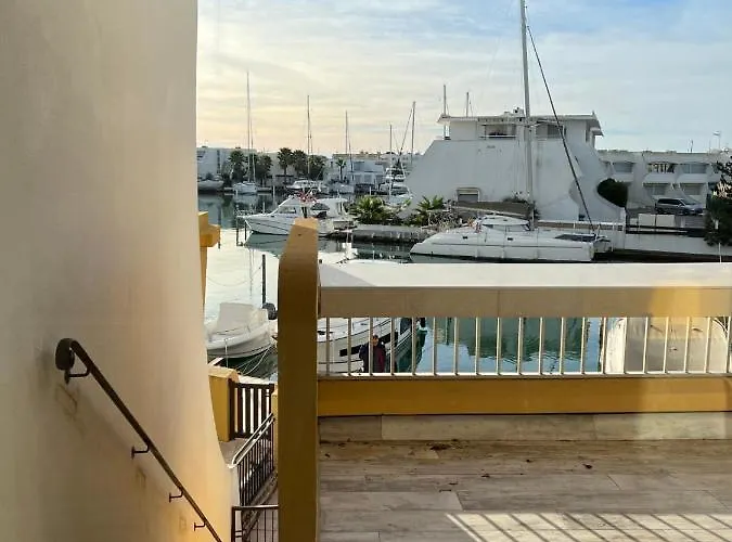 La Marina De Lairan 2 Terrasse Vue Port De Plaisance Apartment *